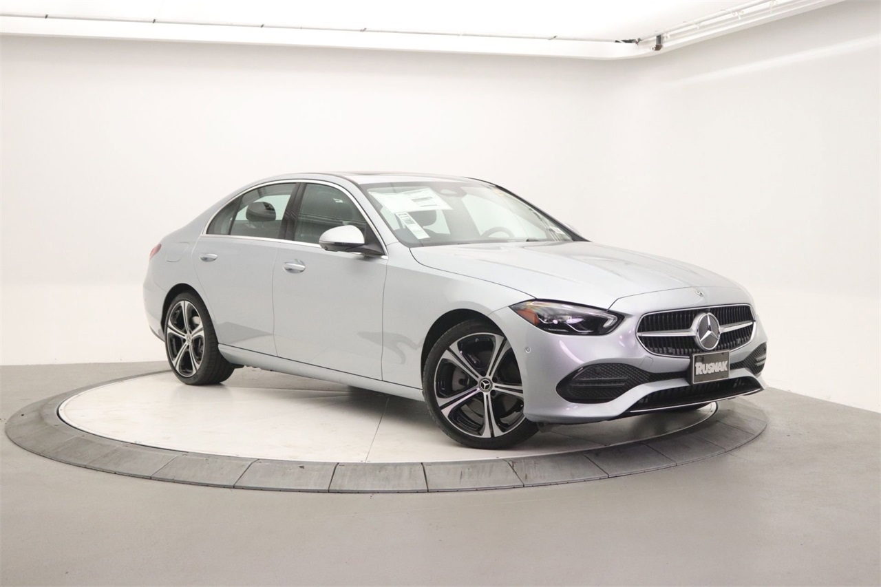 2025 Mercedes-Benz C-Class Sedan C 300's photo