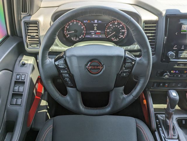 2023 Nissan Frontier PRO-X photo 13