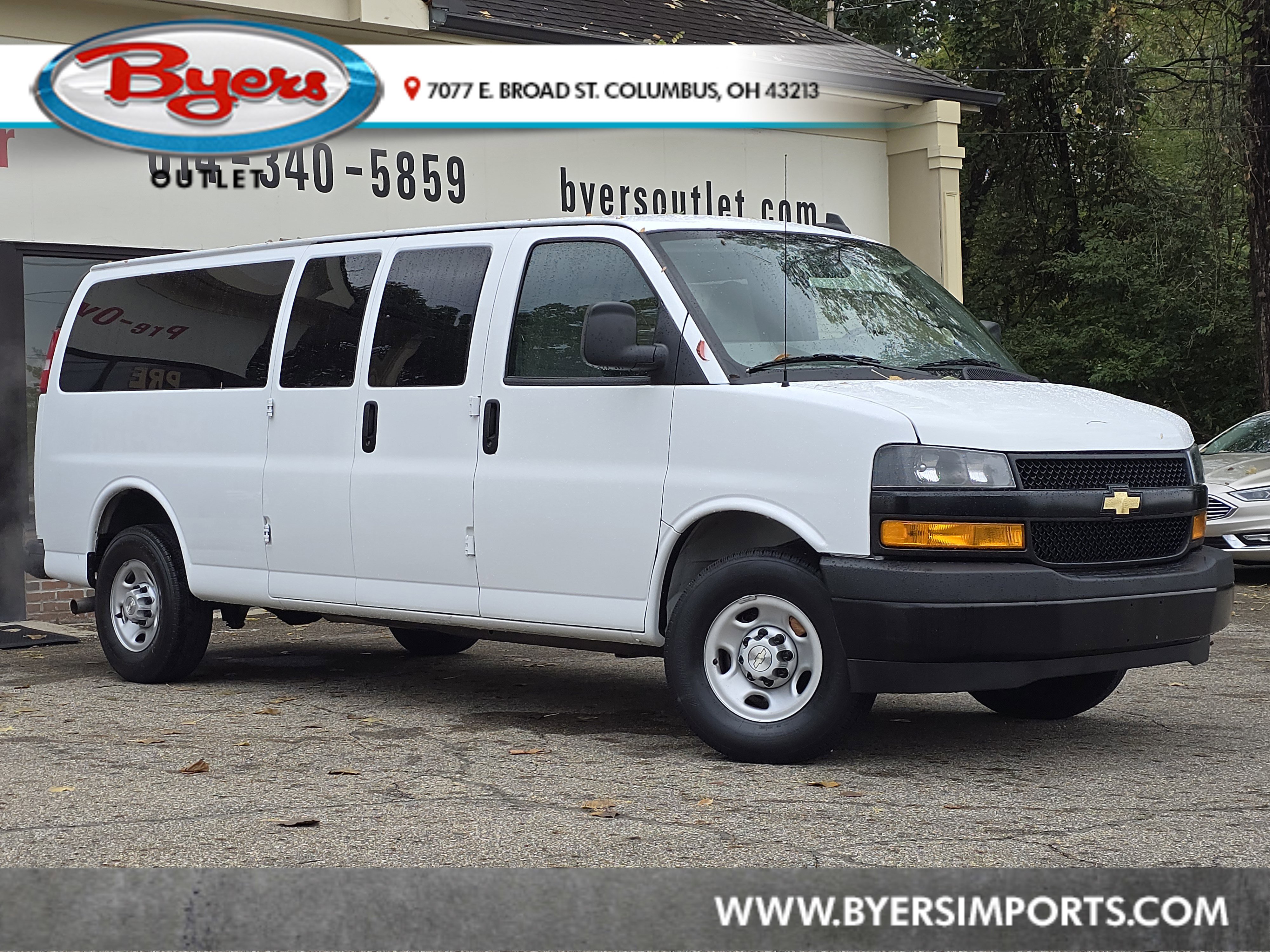 2023 Chevrolet Express Passenger LS