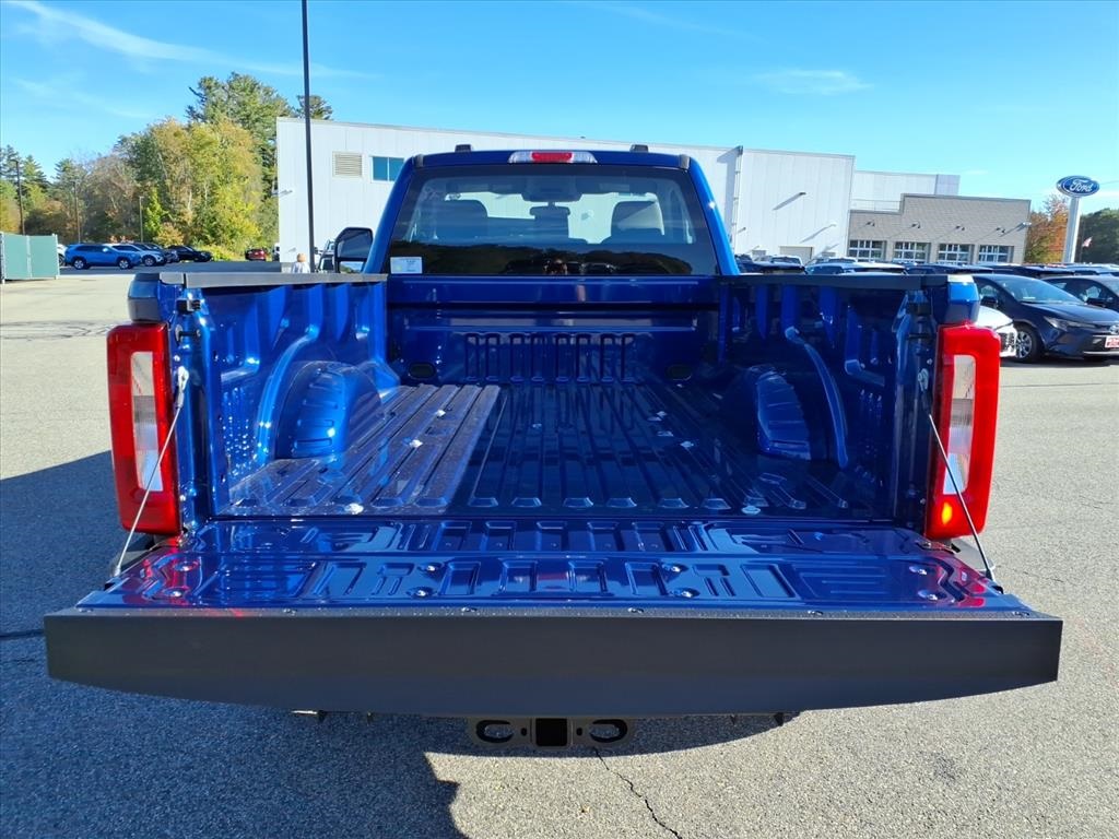 2026 Ford F-350 photo 4
