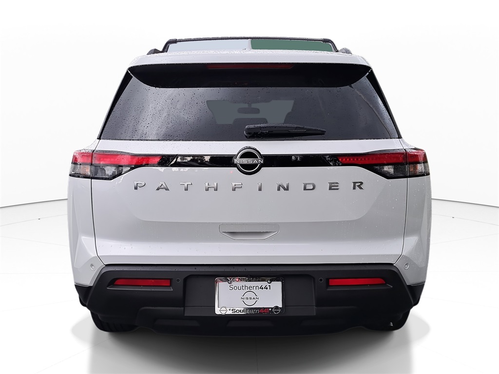 2025 Nissan Pathfinder SV photo 6