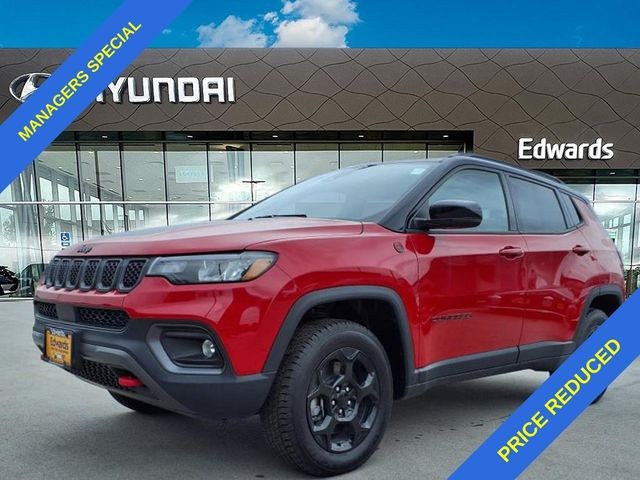 PRE-OWNED 2024 JEEP COMPASS TRAILHAWK WITH NAVIGATION & 4WD
