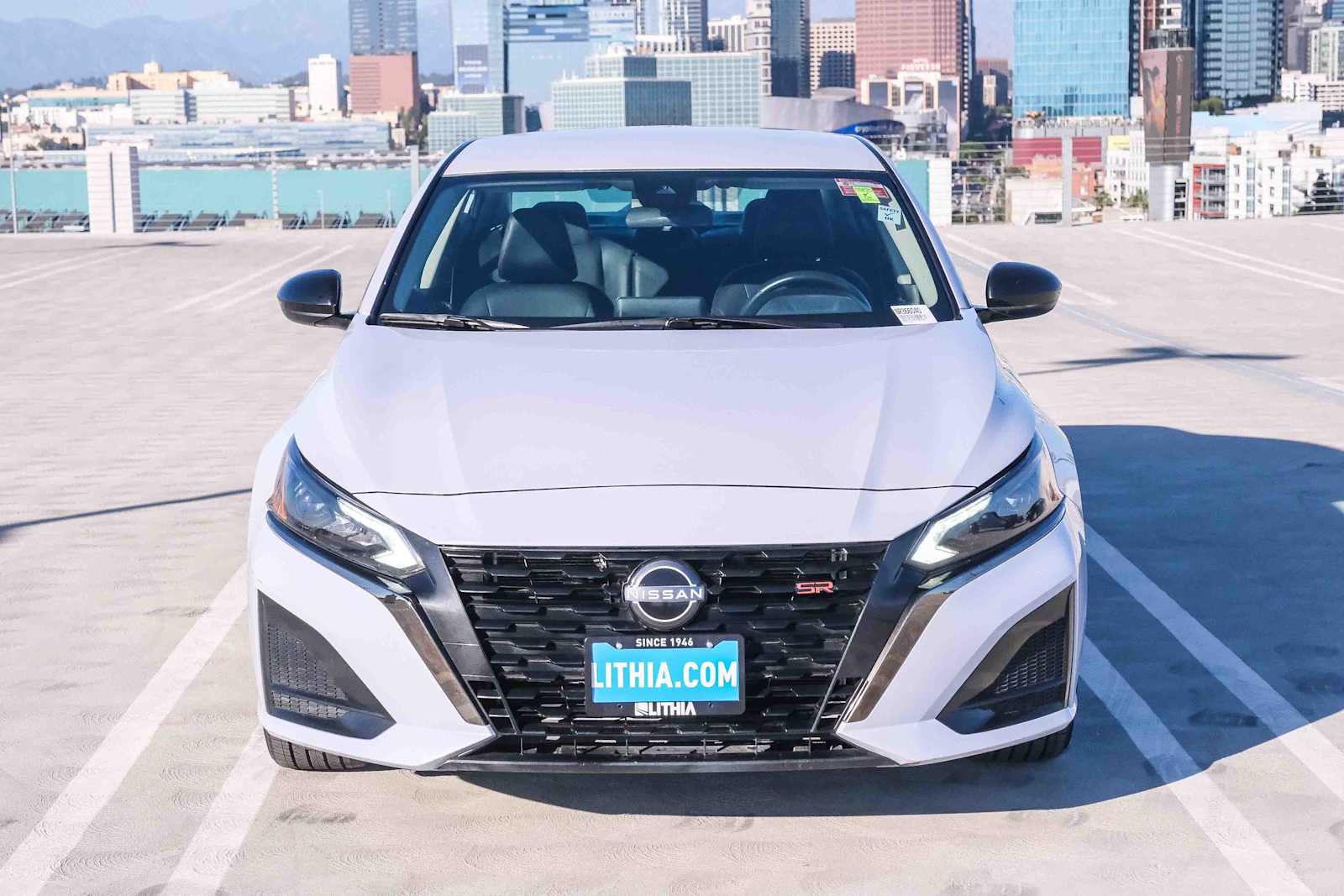 2024 Nissan Altima 2.5 SR photo 2
