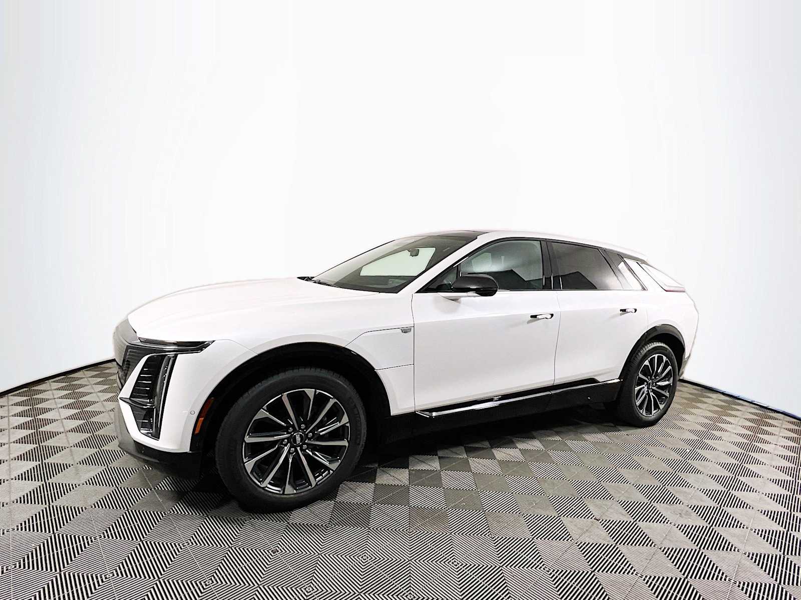 2025 Cadillac LYRIQ