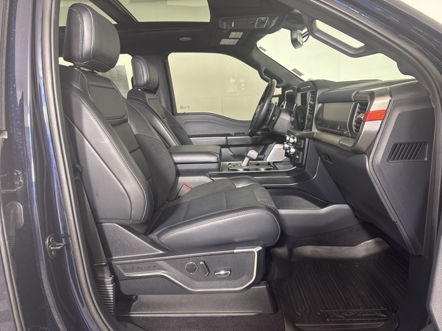 2023 Ford F-150 Raptor photo 4