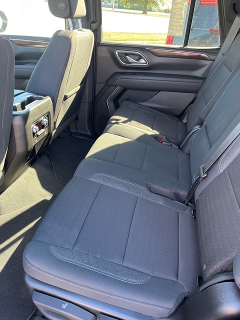 2024 Gmc Yukon SLE photo 3