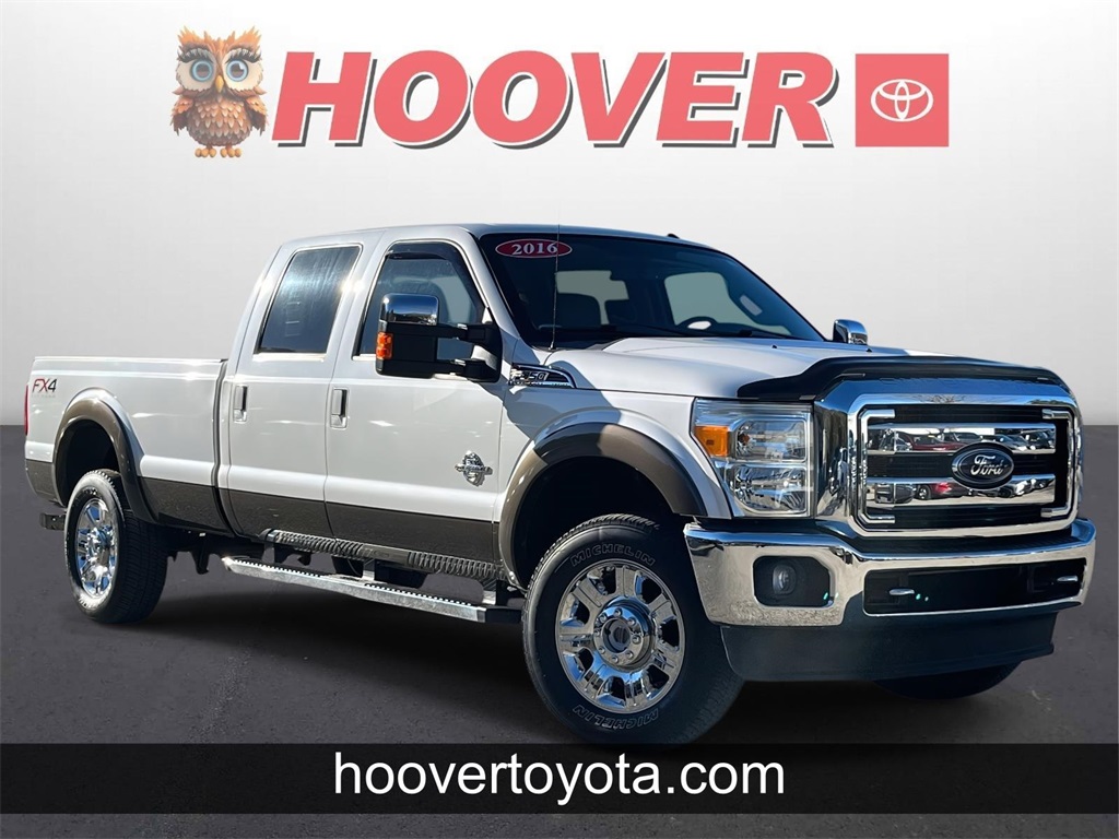 2016 Ford F-350 Super Duty Lariat's photo