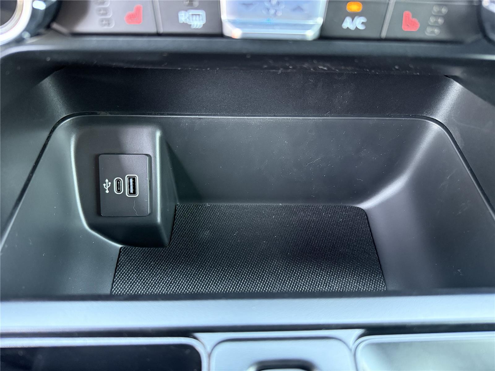2025 Ford F-150 XLT photo 11