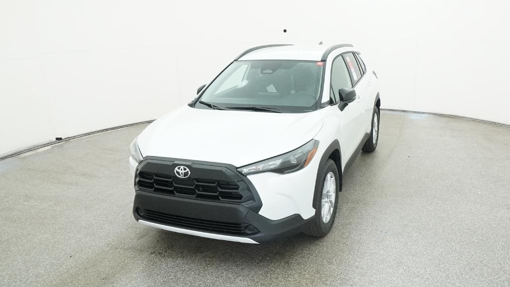 2026 Toyota Corolla Cross LE photo 5