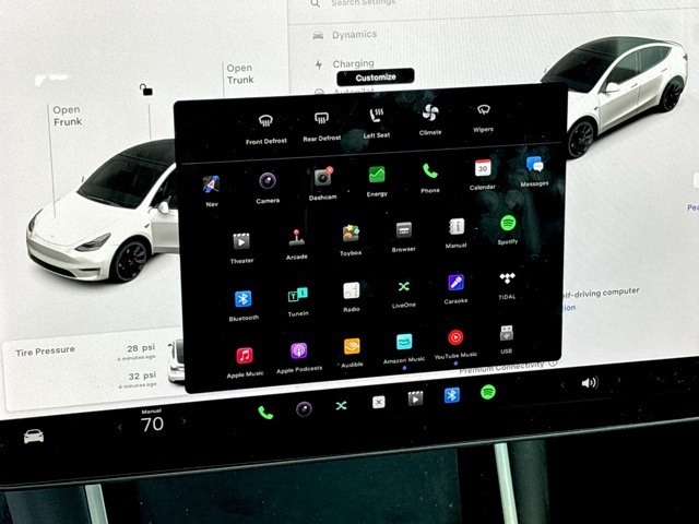 2020 Tesla Model Y Performance photo 18