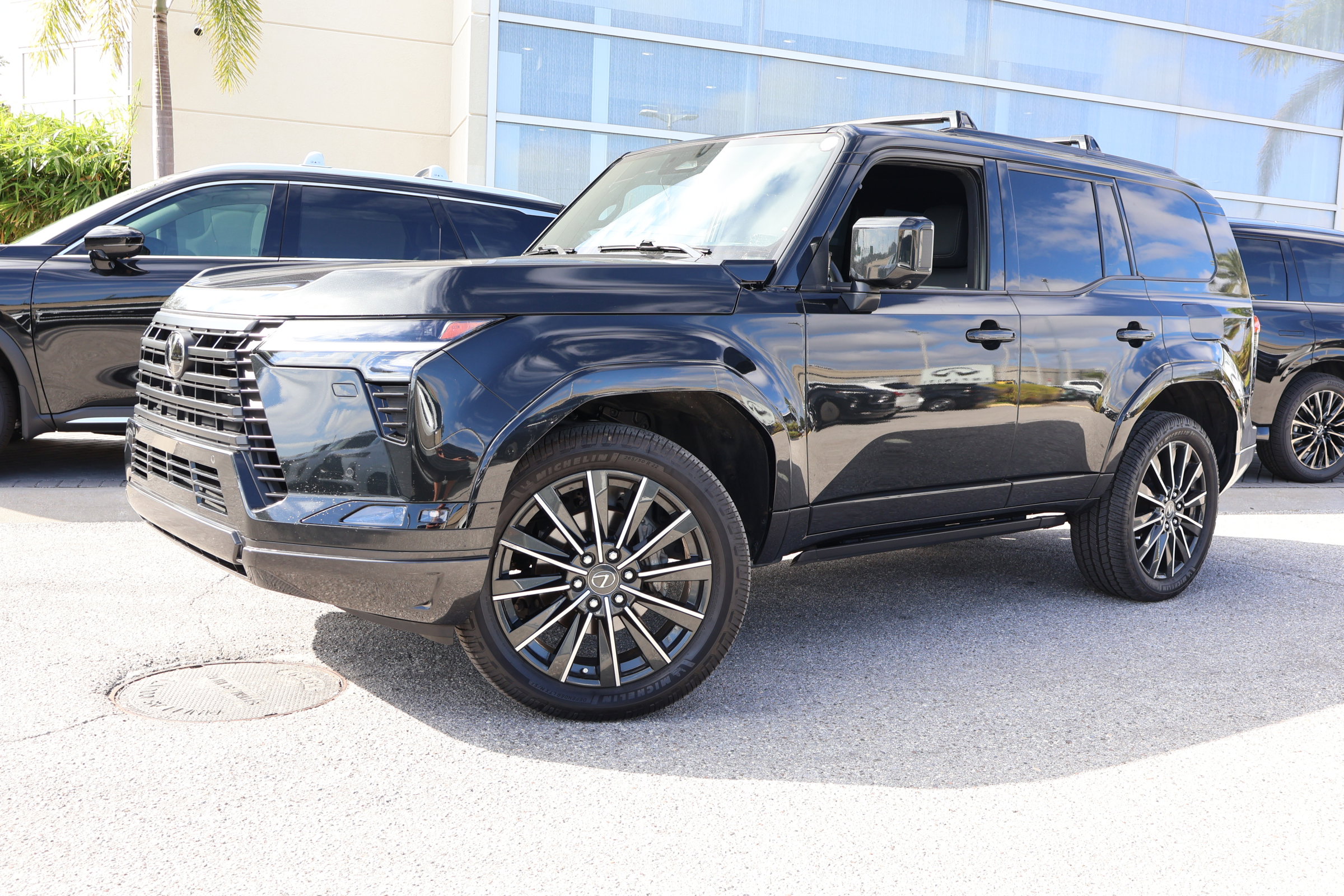 2024 Lexus GX Luxury's photo