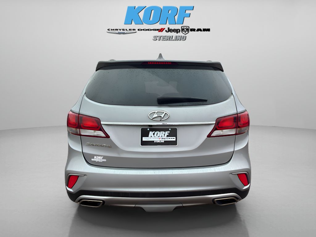 2018 Hyundai Santa Fe XL SE photo 3