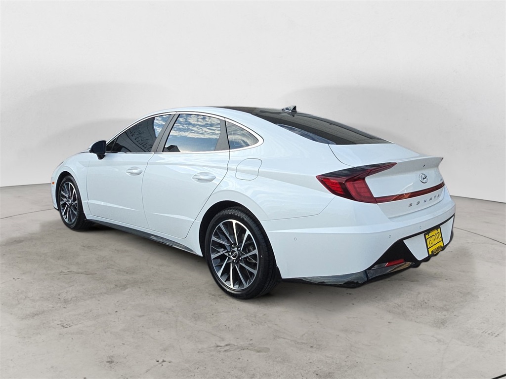2022 Hyundai Sonata Limited photo 3