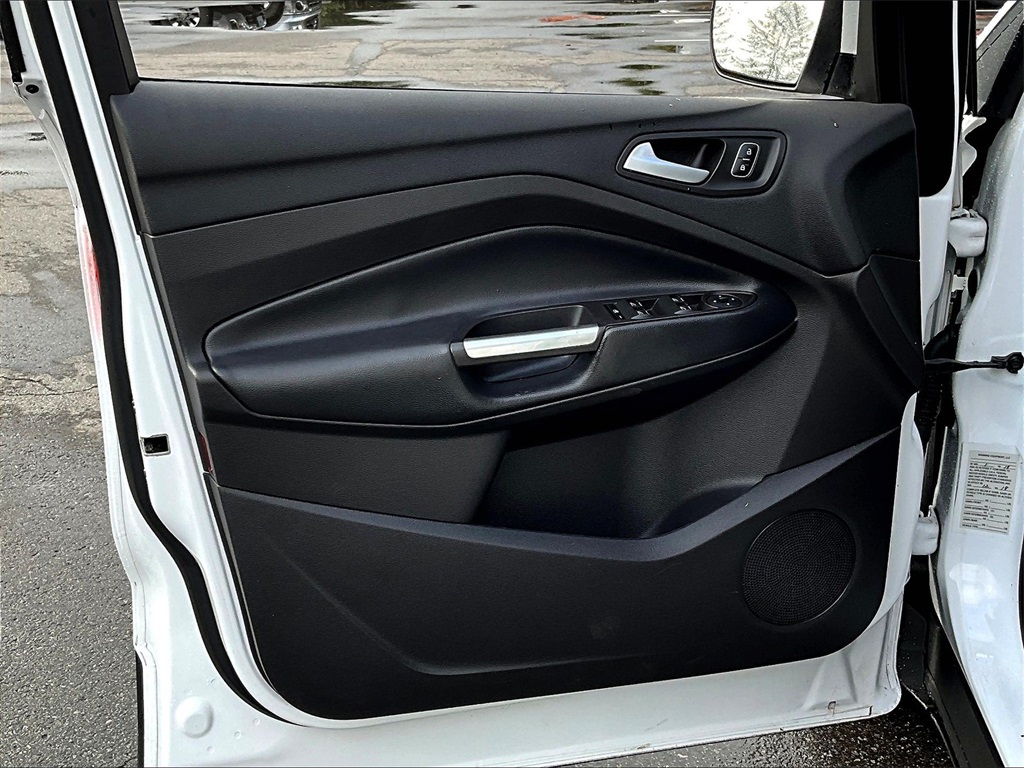 2019 Ford Escape SE photo 9