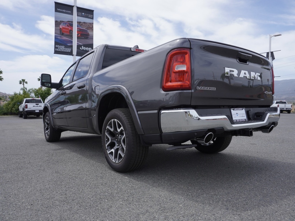 2025 Ram 1500 Laramie photo 6