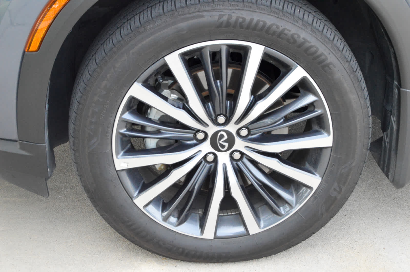 2025 Infiniti QX60 Autograph photo 7