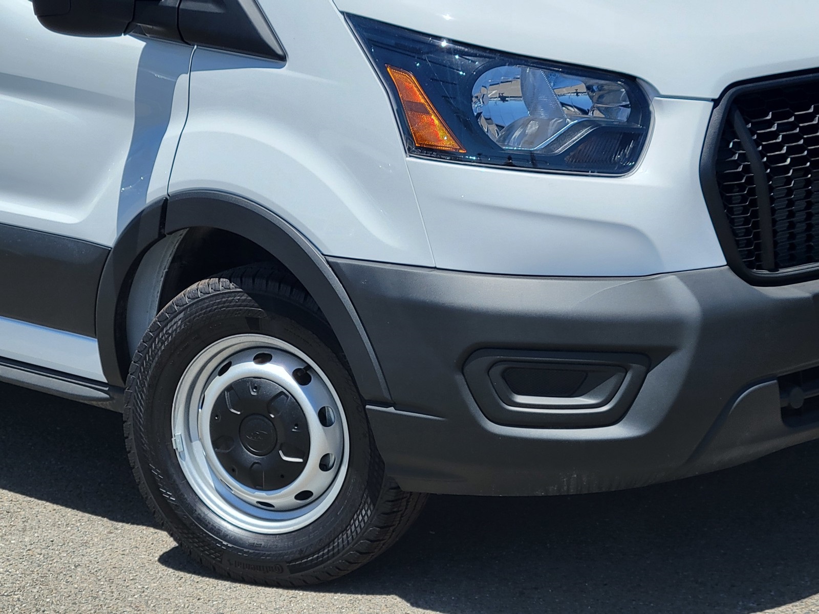 2025 Ford Transit Cargo Van photo 3