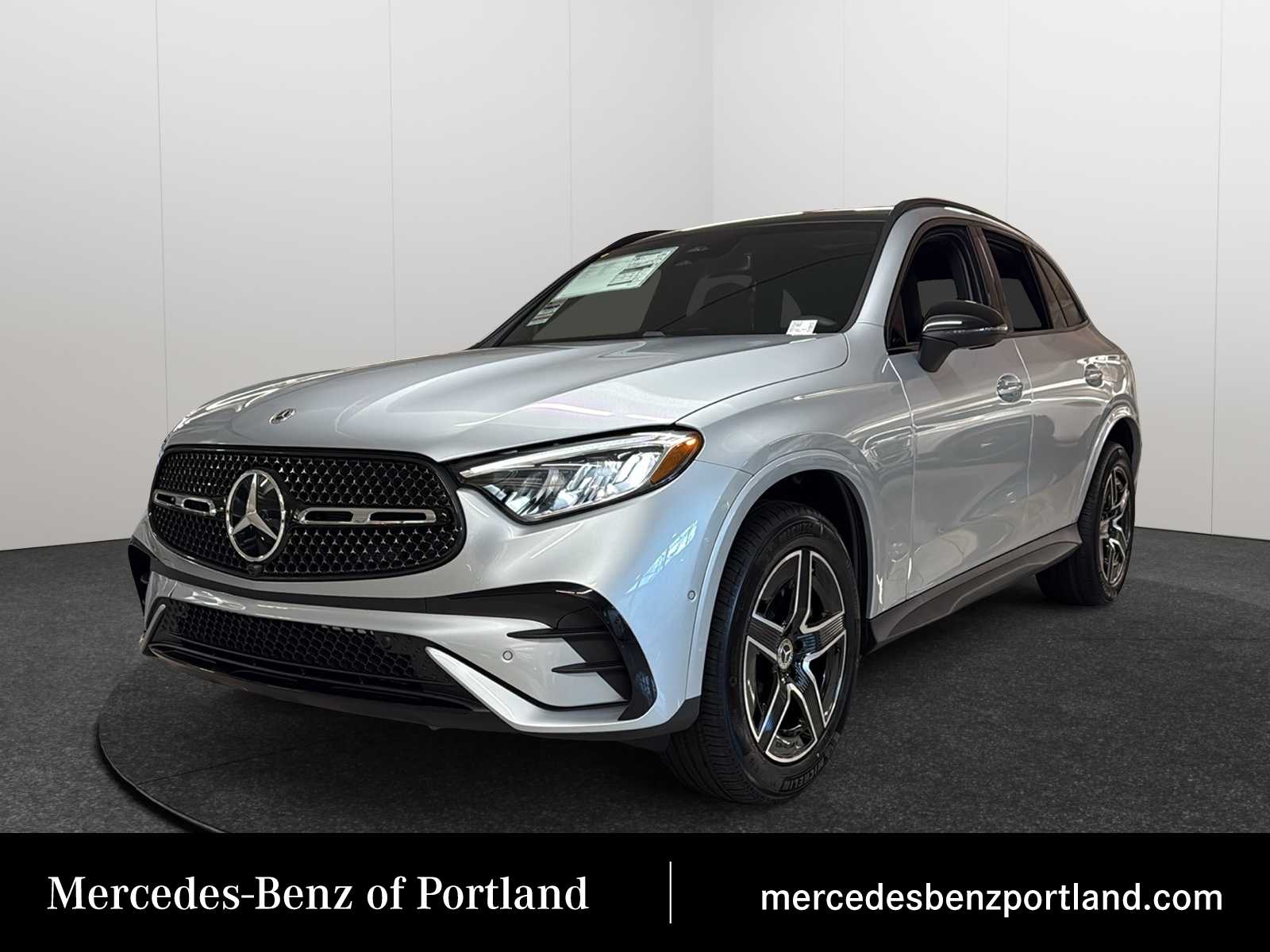 2026 Mercedes-Benz GLC Base's photo