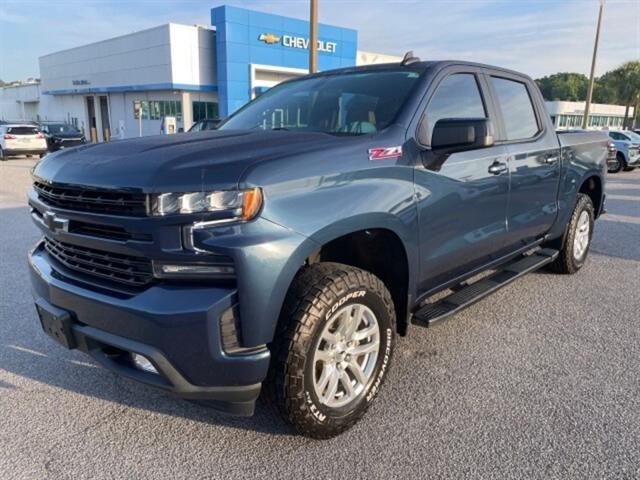 2021 Chevrolet Silverado 1500 RST photo 2