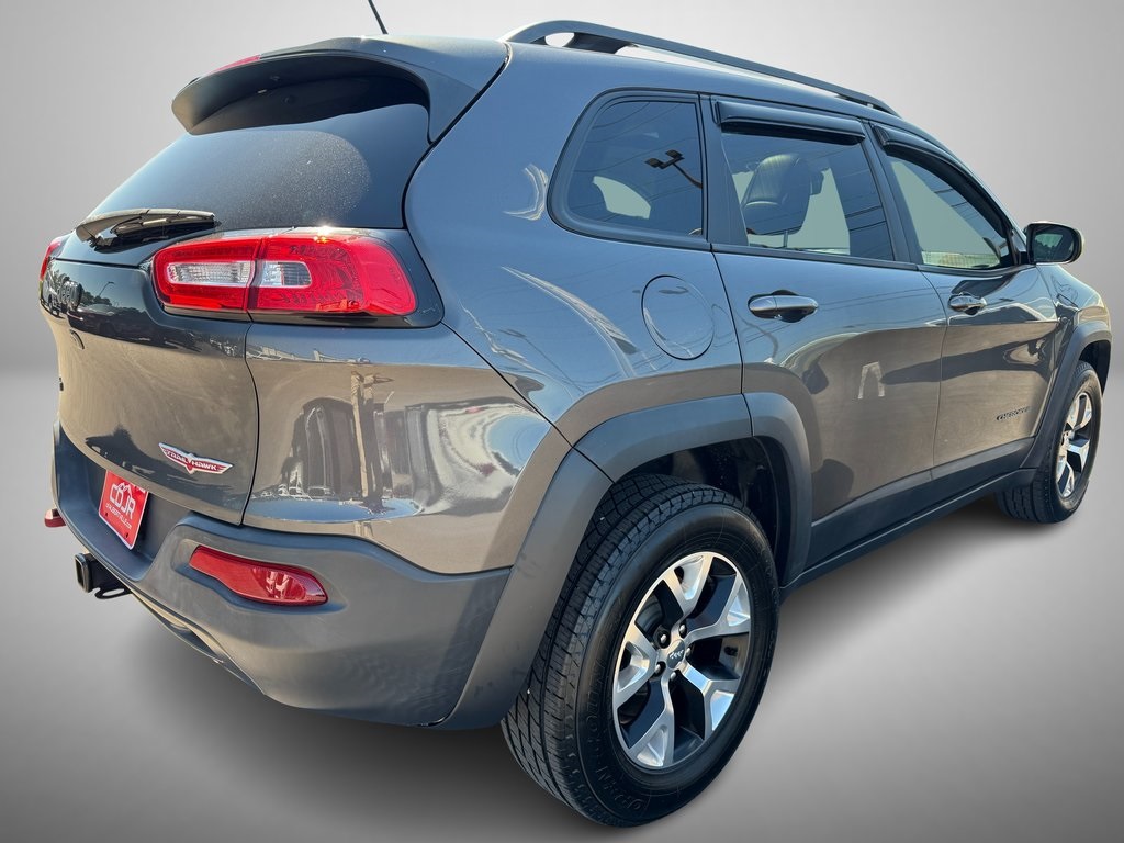 2015 Jeep Cherokee Trailhawk photo 3