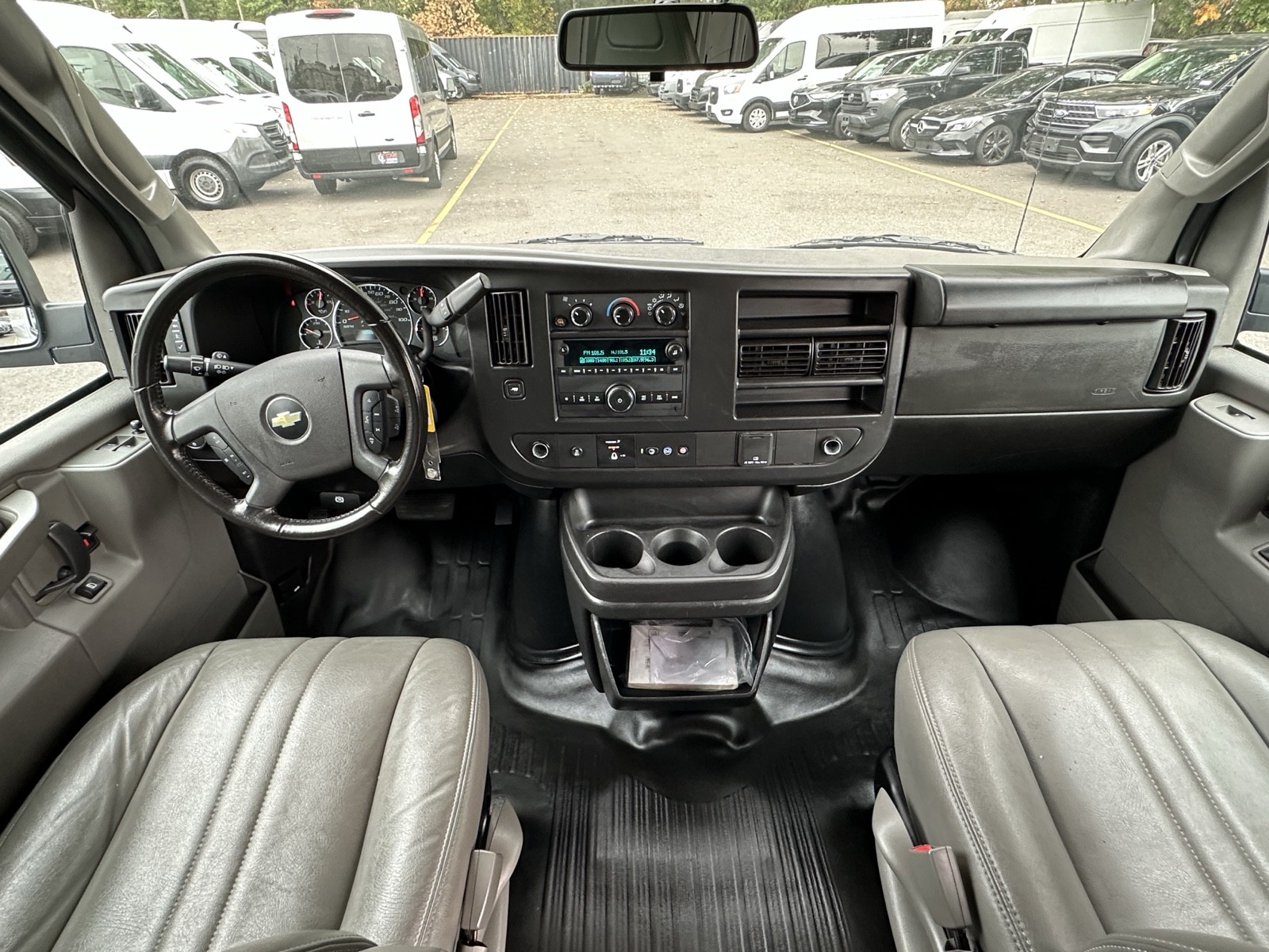 2023 Chevrolet Express Cargo Van photo 12