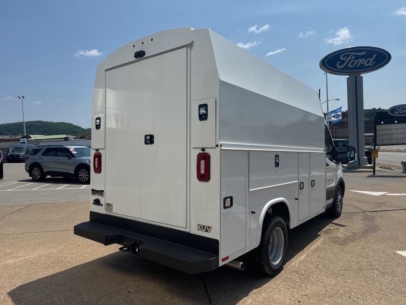 2024 Ford Transit photo 5