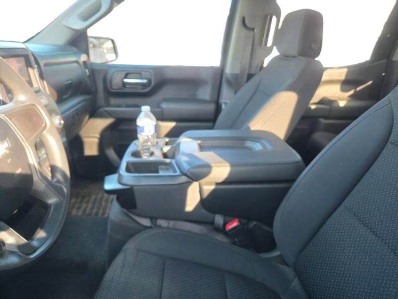 2022 Chevrolet Silverado 1500 Custom photo 4