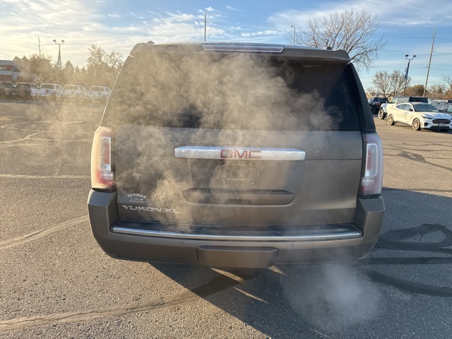 2016 Gmc Yukon XL Denali photo 3