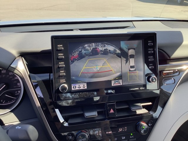 2023 Toyota Camry Hybrid XLE photo 18