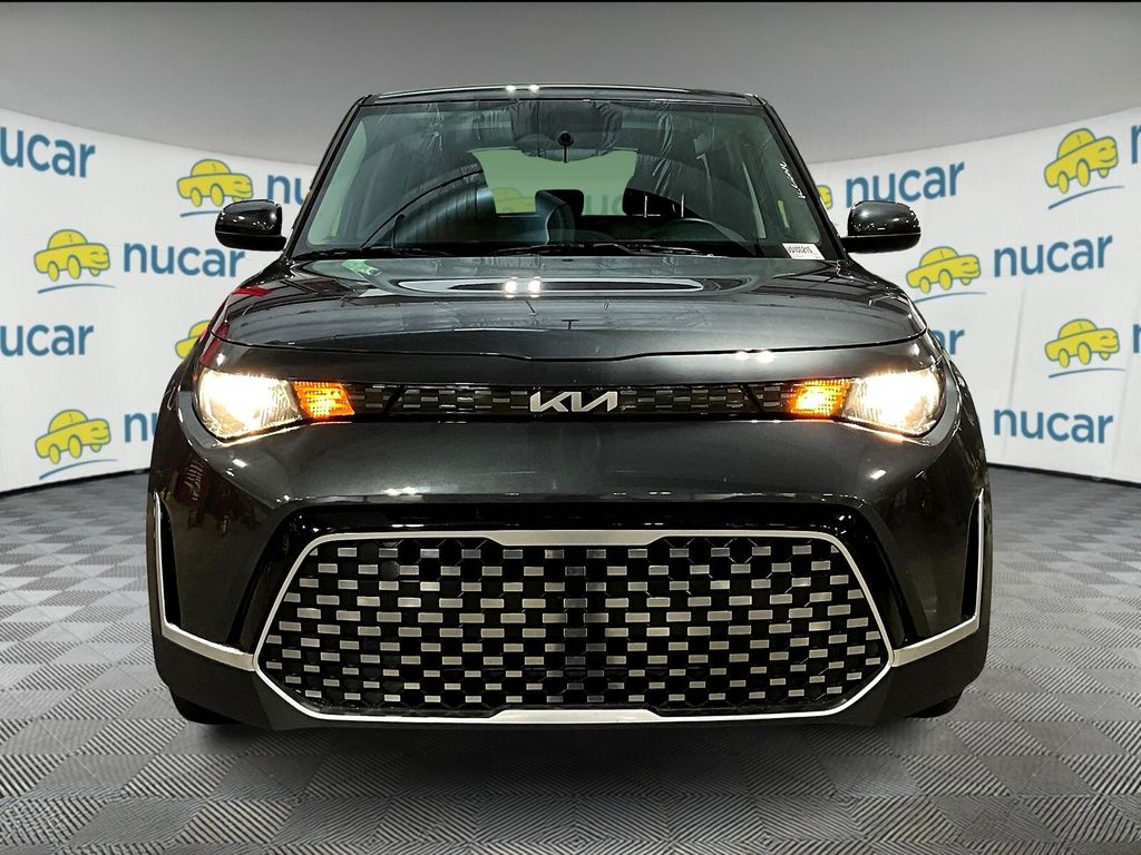 2024 Kia Soul EX photo 2