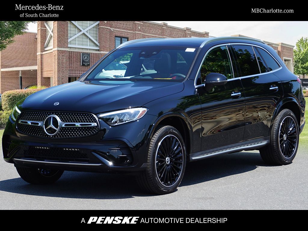 2025 Mercedes-Benz GLC Base's photo