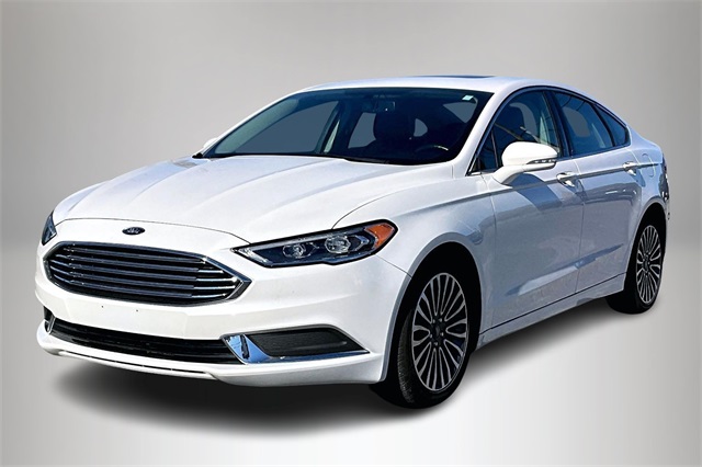 Used 2018 Ford Fusion SE with VIN 3FA6P0HD2JR164645 for sale in Florence, AL