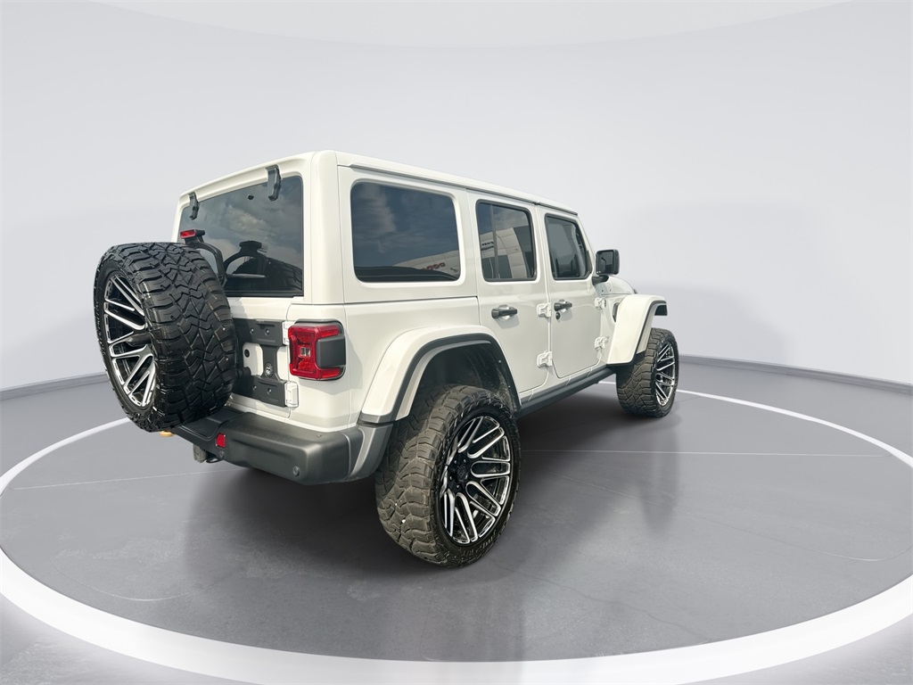 2024 Jeep Wrangler Rubicon 392 photo 8