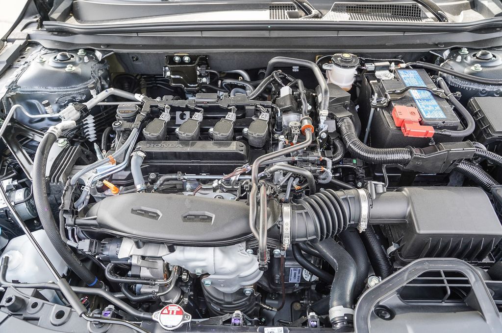 2025 Honda Accord LX photo 11
