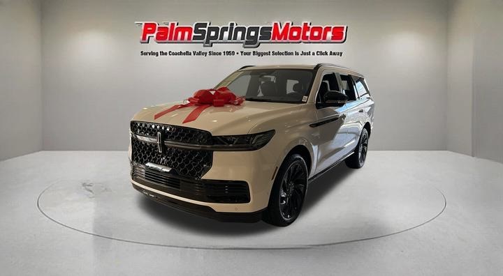 2025 Lincoln Navigator Reserve's photo