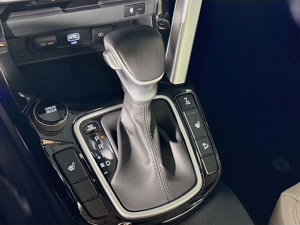 2023 Kia Seltos SX photo 17