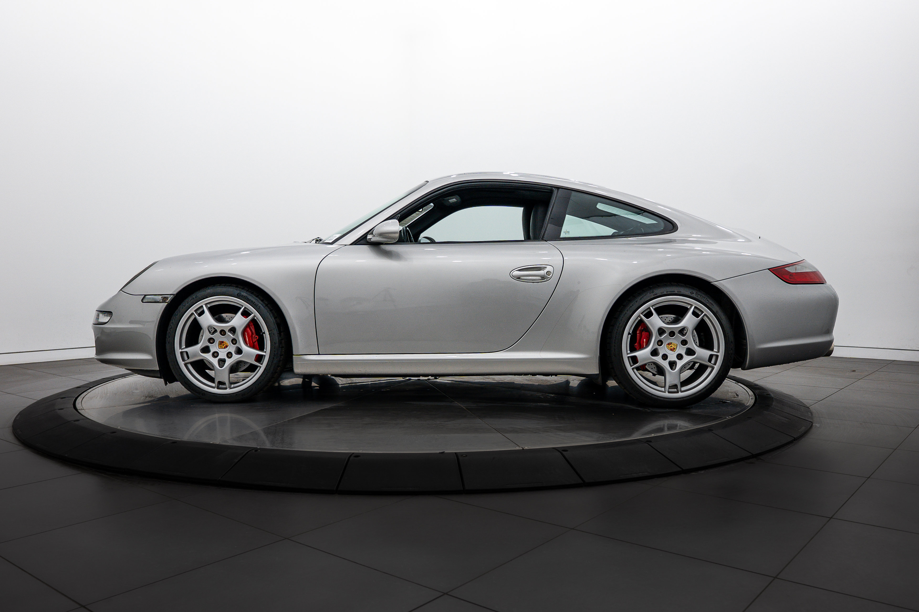 2005 Porsche 911 S photo 2