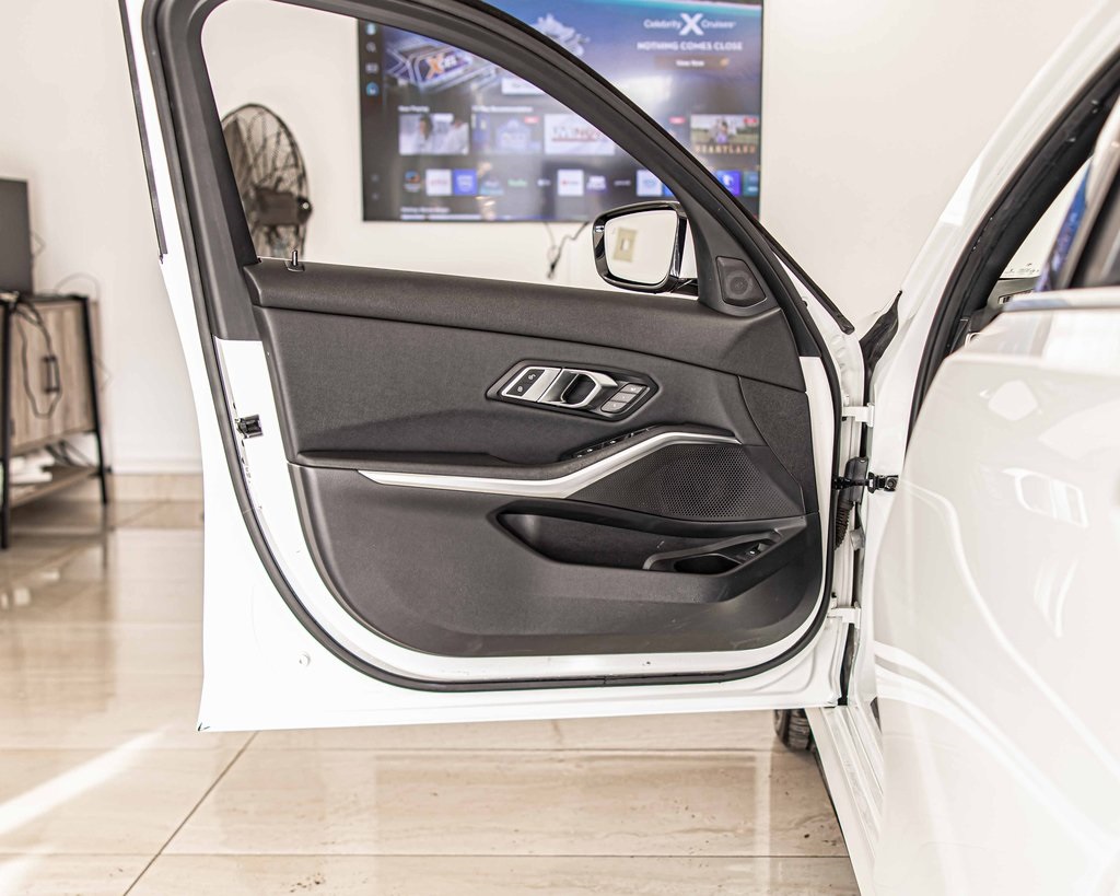 2020 BMW 330I - Image 31