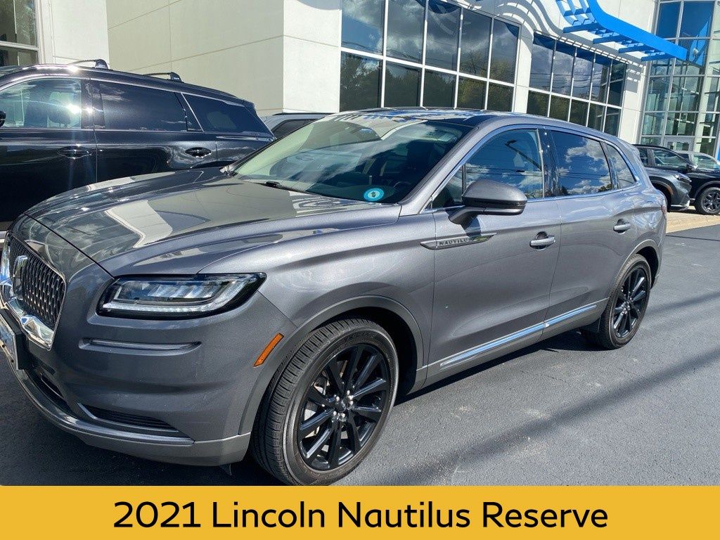 2021 Lincoln Nautilus Reserve photo 2