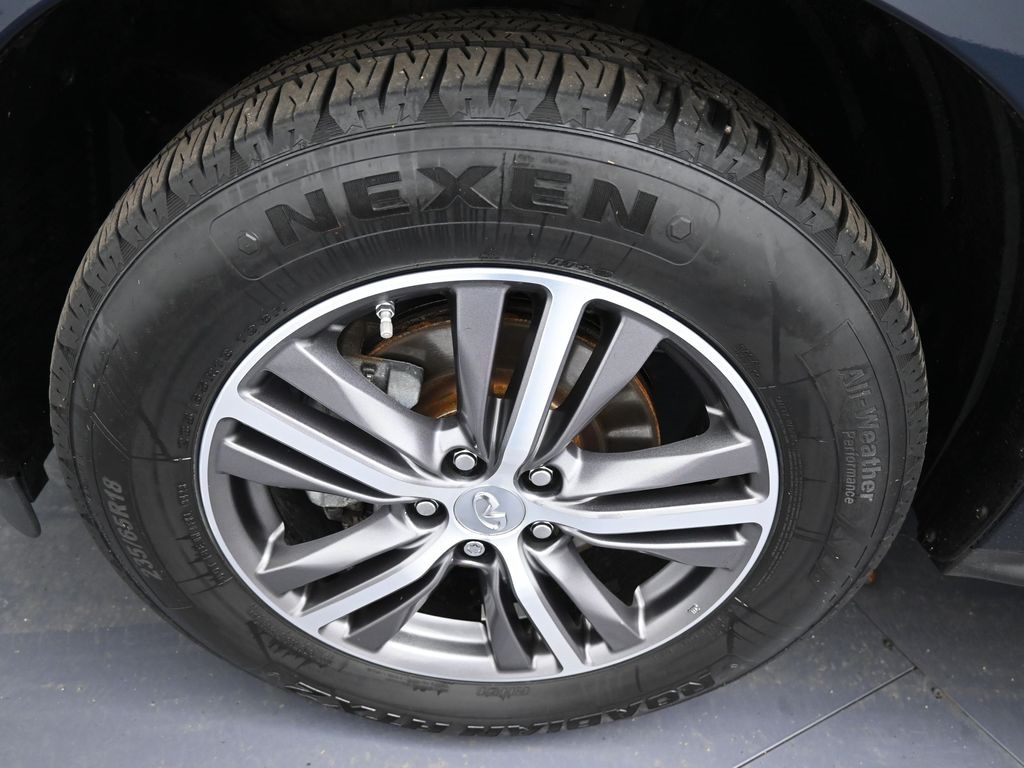 2019 Infiniti QX60 Luxe photo 35