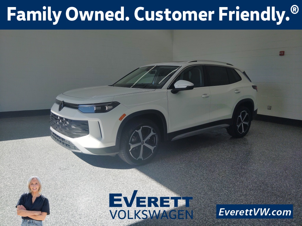 2026 Volkswagen Tiguan SE's photo