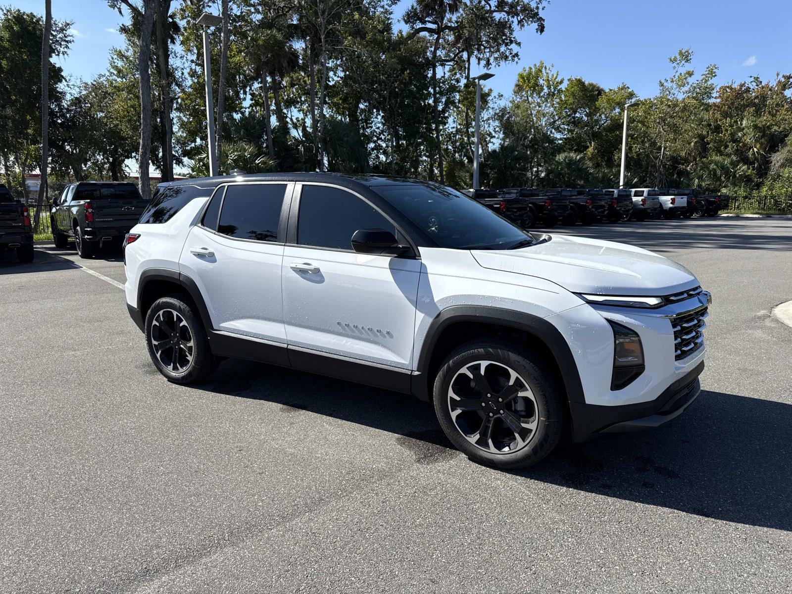 2026 Chevrolet Equinox LT's photo