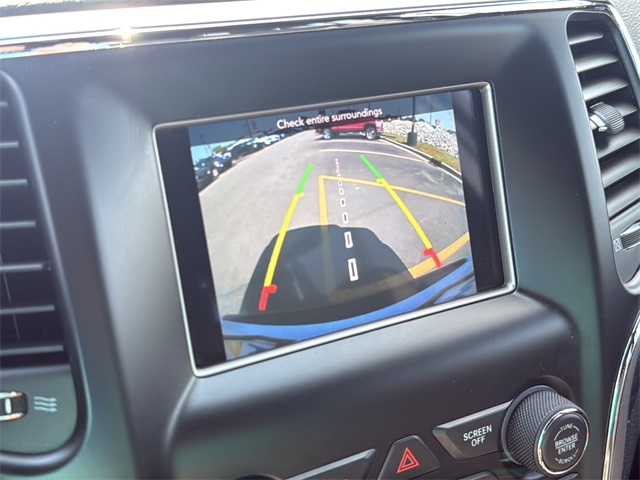2020 Jeep Grand Cherokee Laredo E photo 22