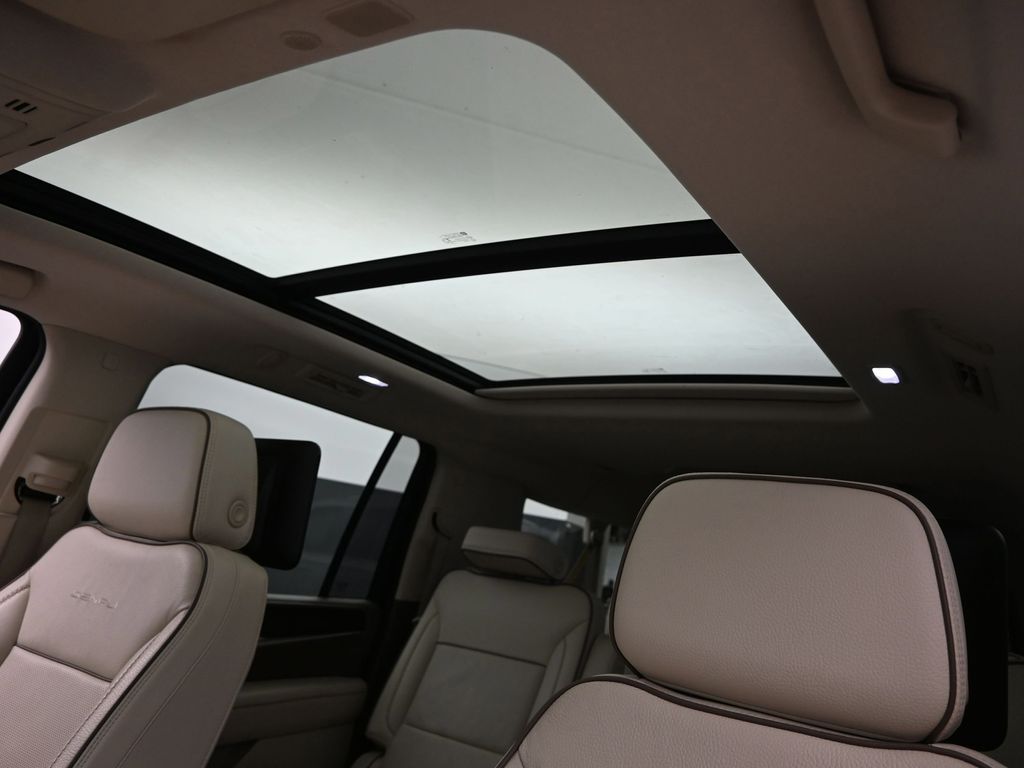 2021 Gmc Yukon XL Denali photo 13