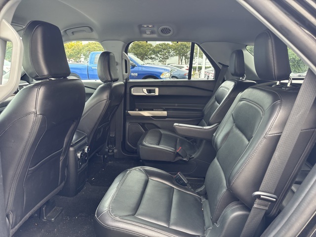 2022 Ford Explorer Limited photo 3