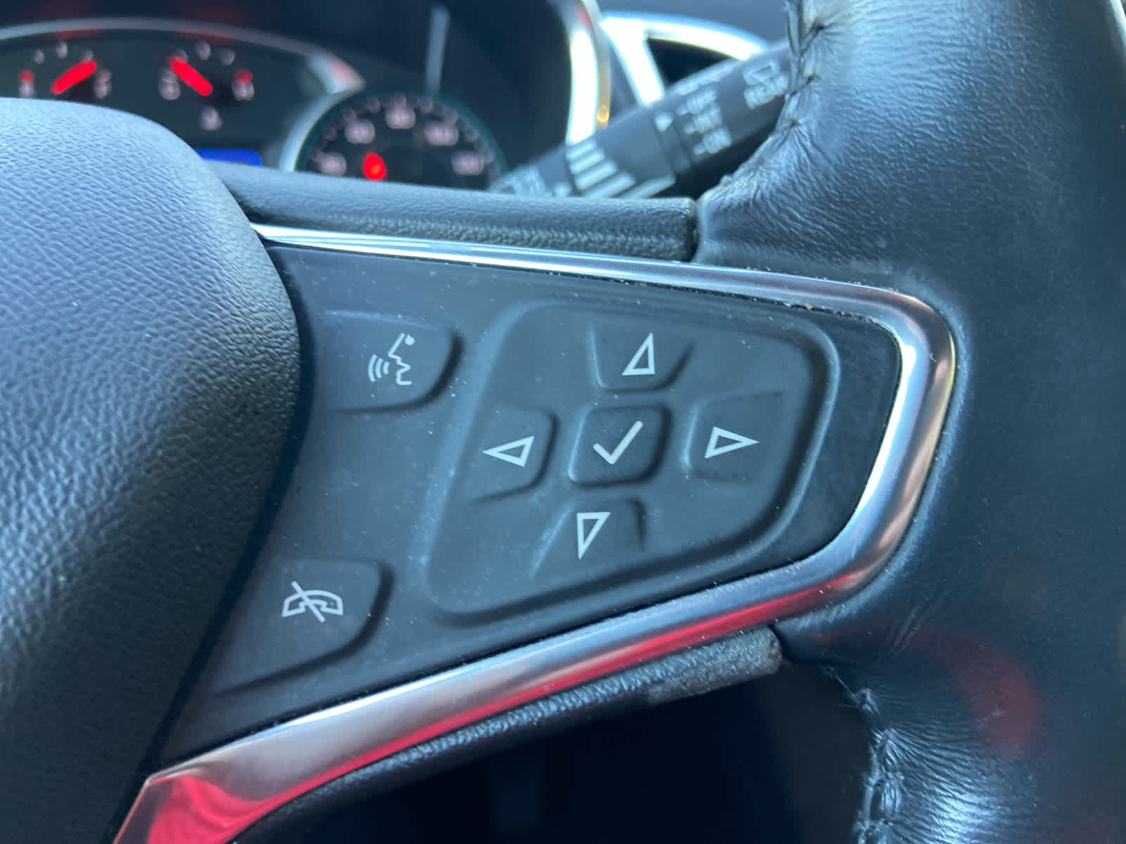 2020 Chevrolet Equinox LT photo 22