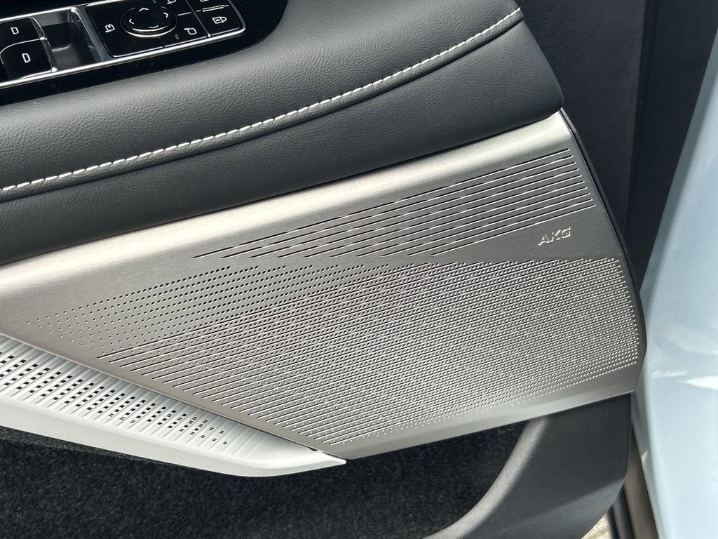 2025 Cadillac Optiq Sport photo 19