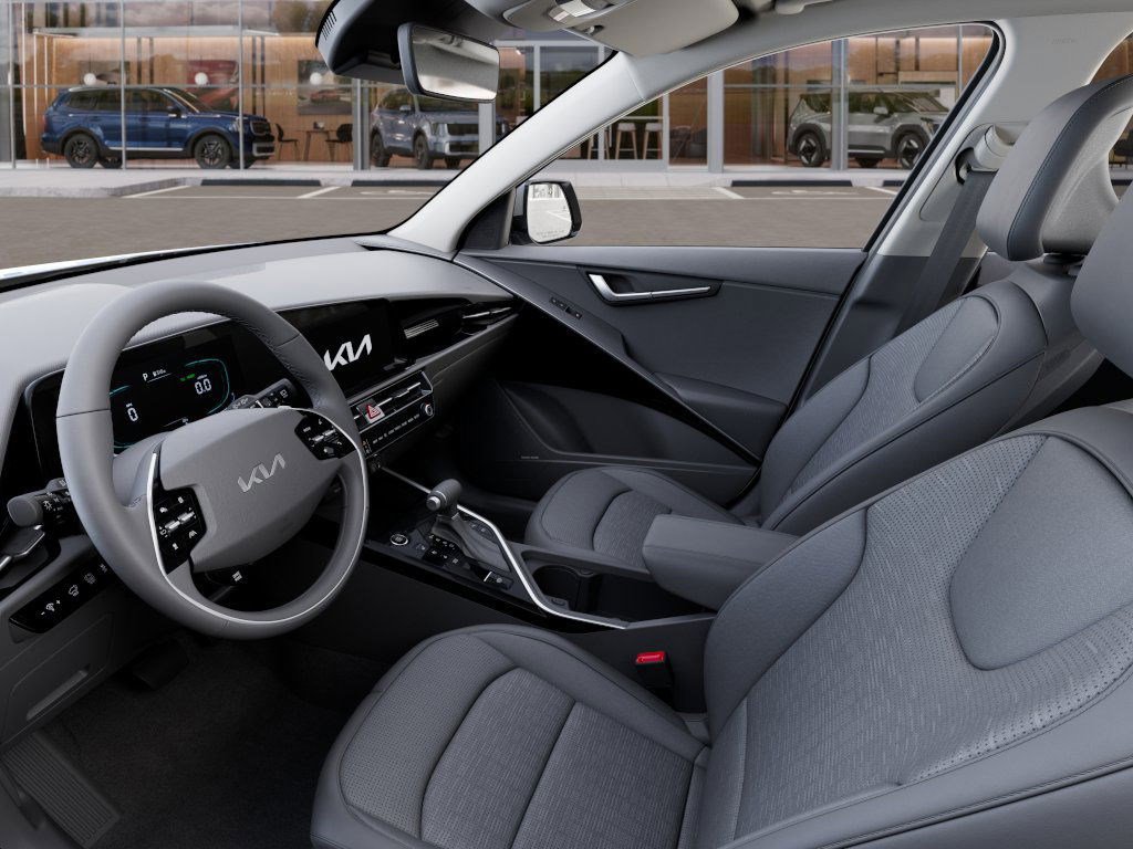 2025 Kia Niro SX photo 17