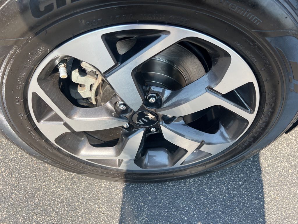 2020 Kia Sportage LX photo 38