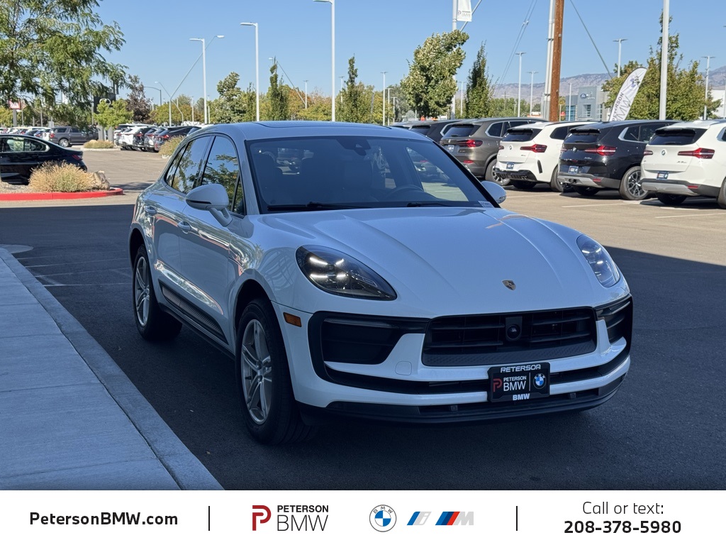 2024 Porsche Macan Base photo 8